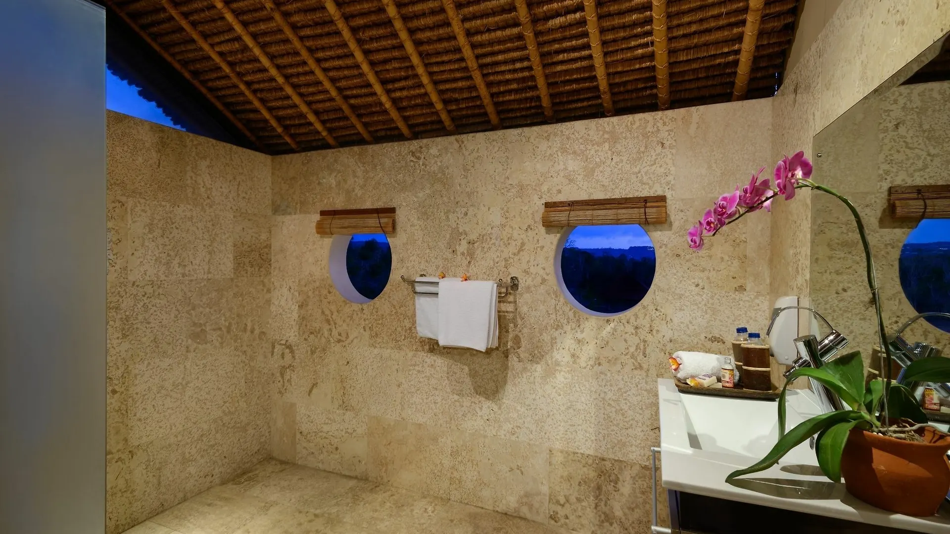 Balangan Beach Villa Jimbaran   Jimbaran (Bali)